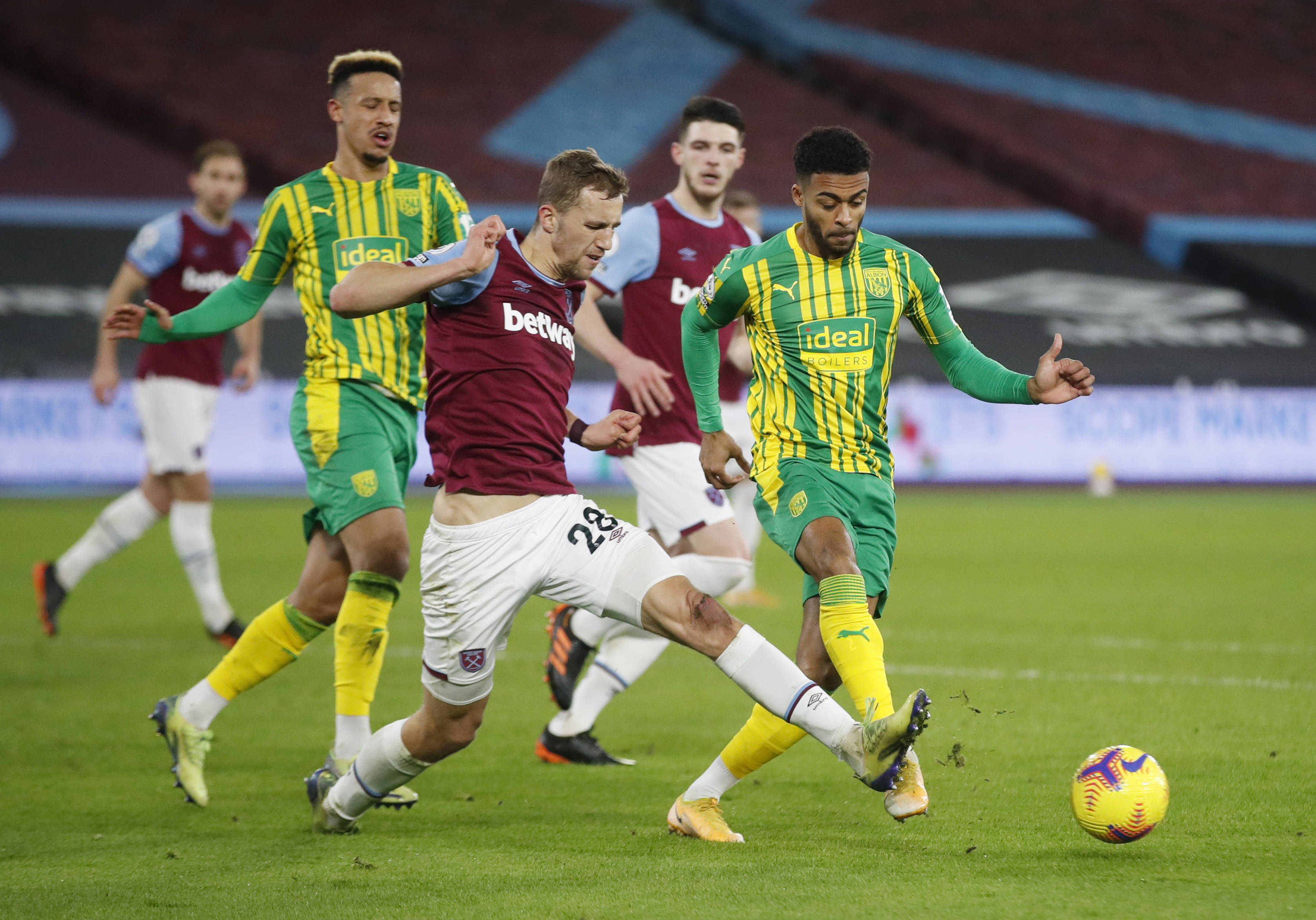 充满机会的 充满机会的